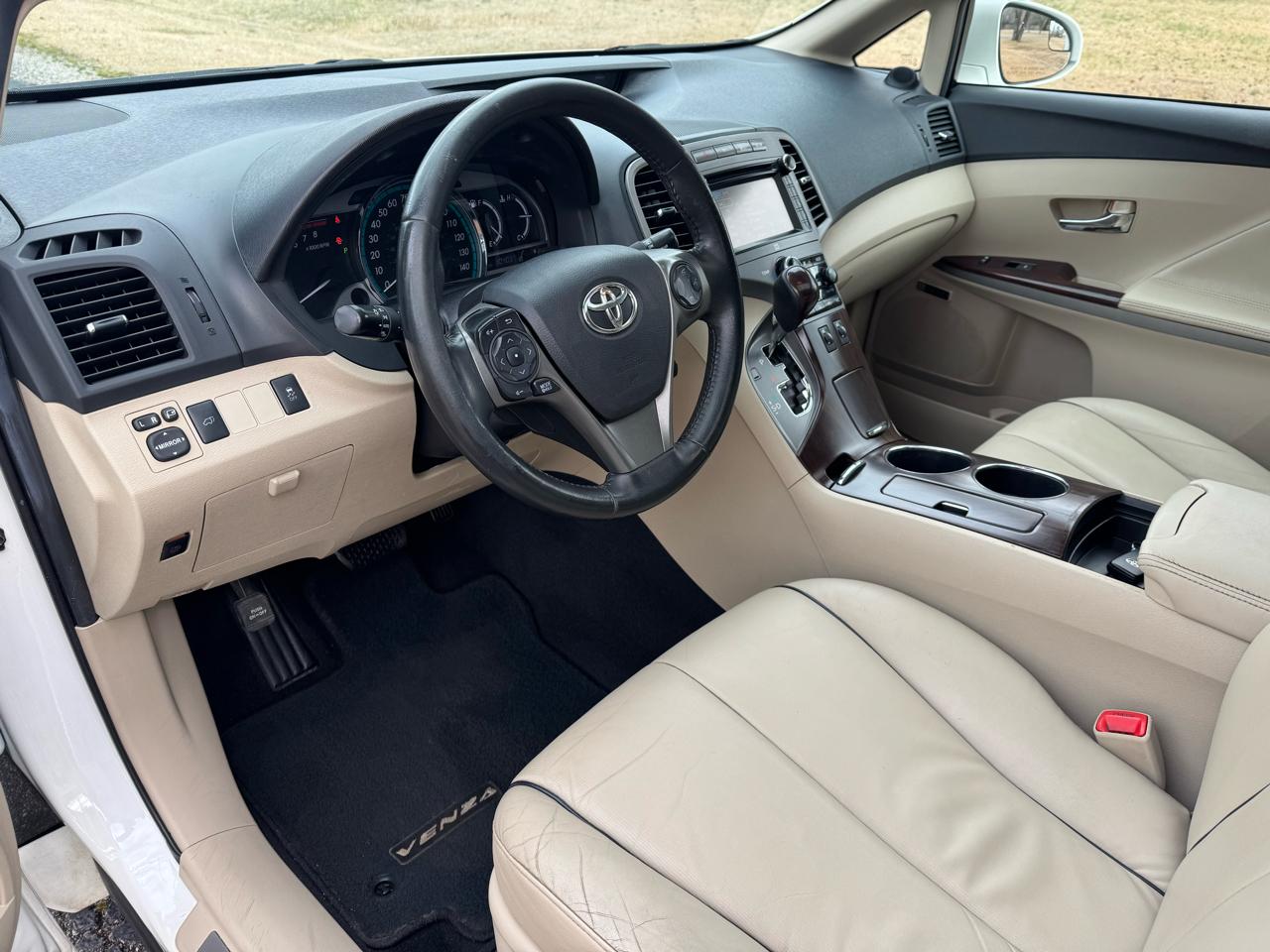 Toyota Venza 4dr Wgn V6 AWD Limited (Natl) 2014