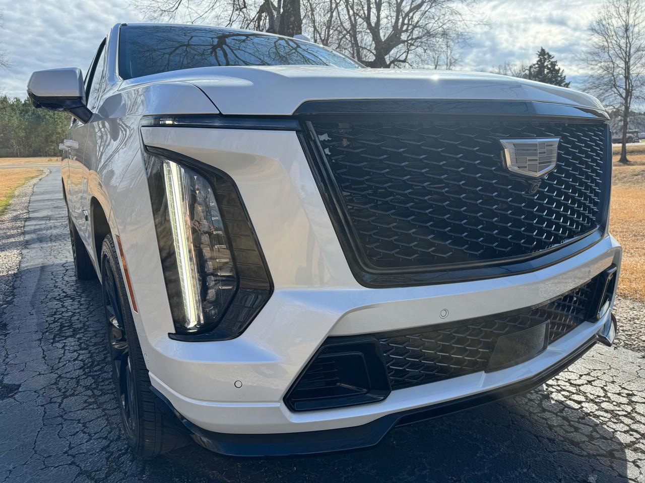 Cadillac Escalade AWD 4dr V-Series 2025