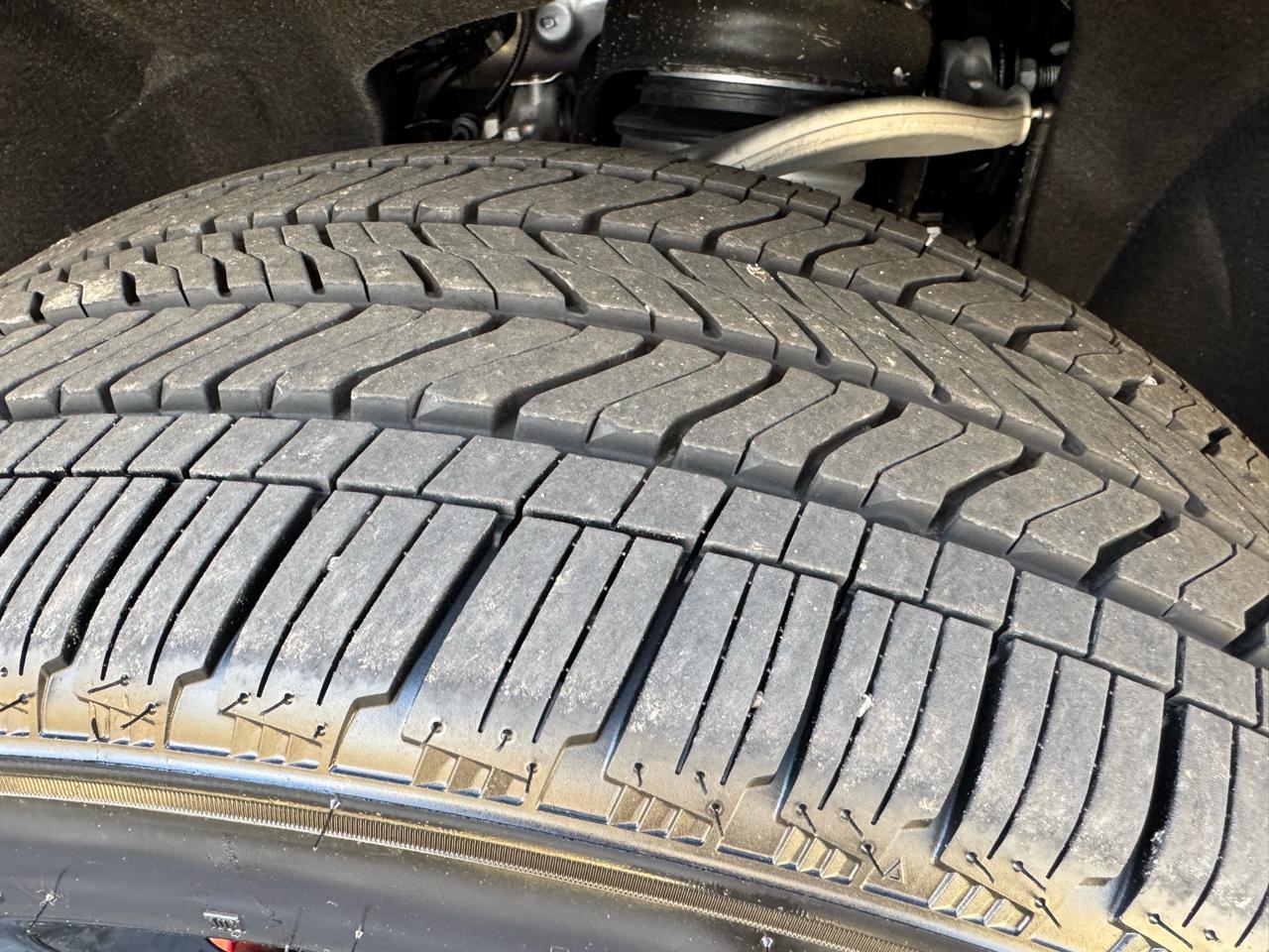 Cadillac Escalade AWD 4dr V-Series 2025