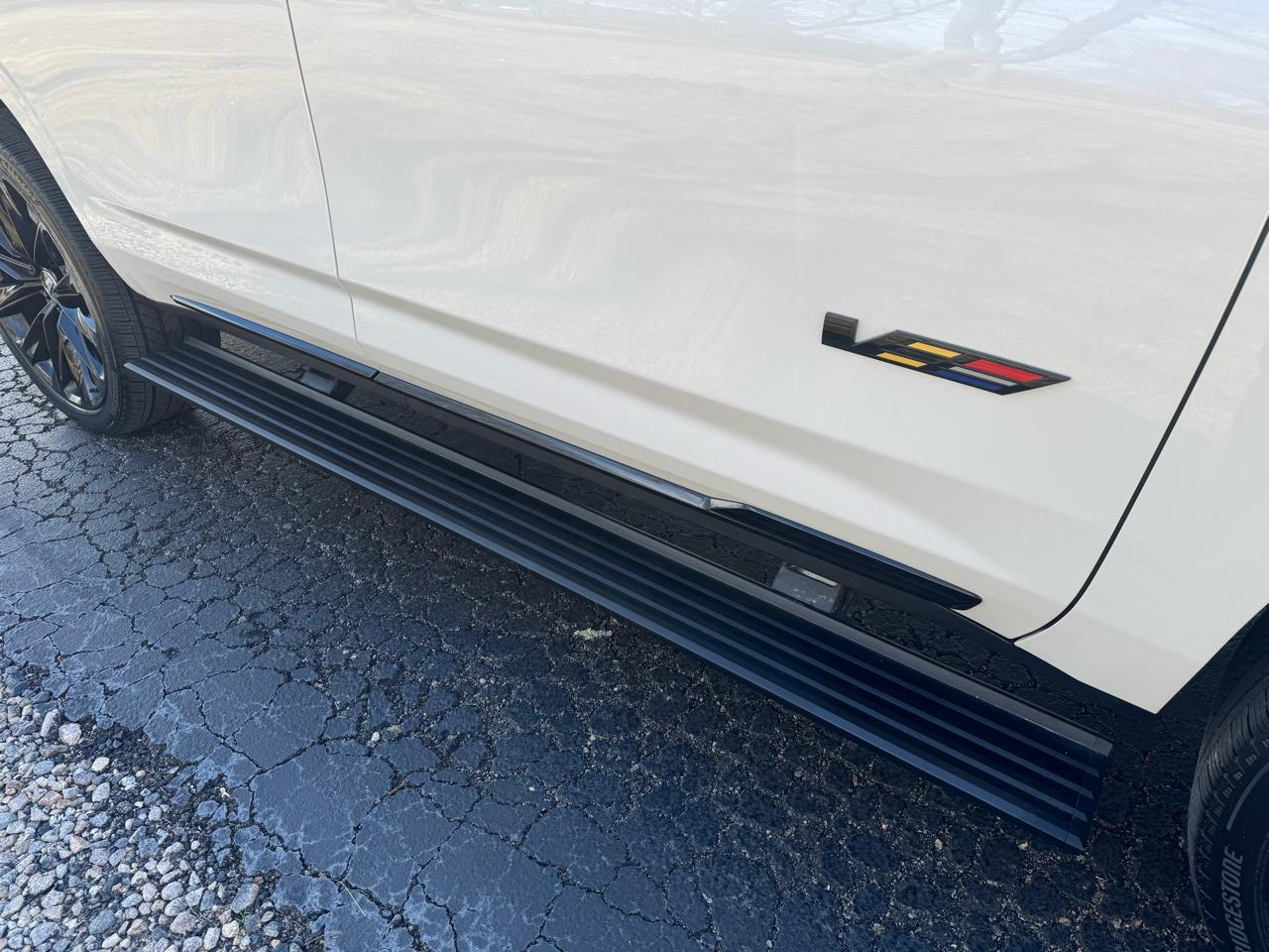 Cadillac Escalade AWD 4dr V-Series 2025