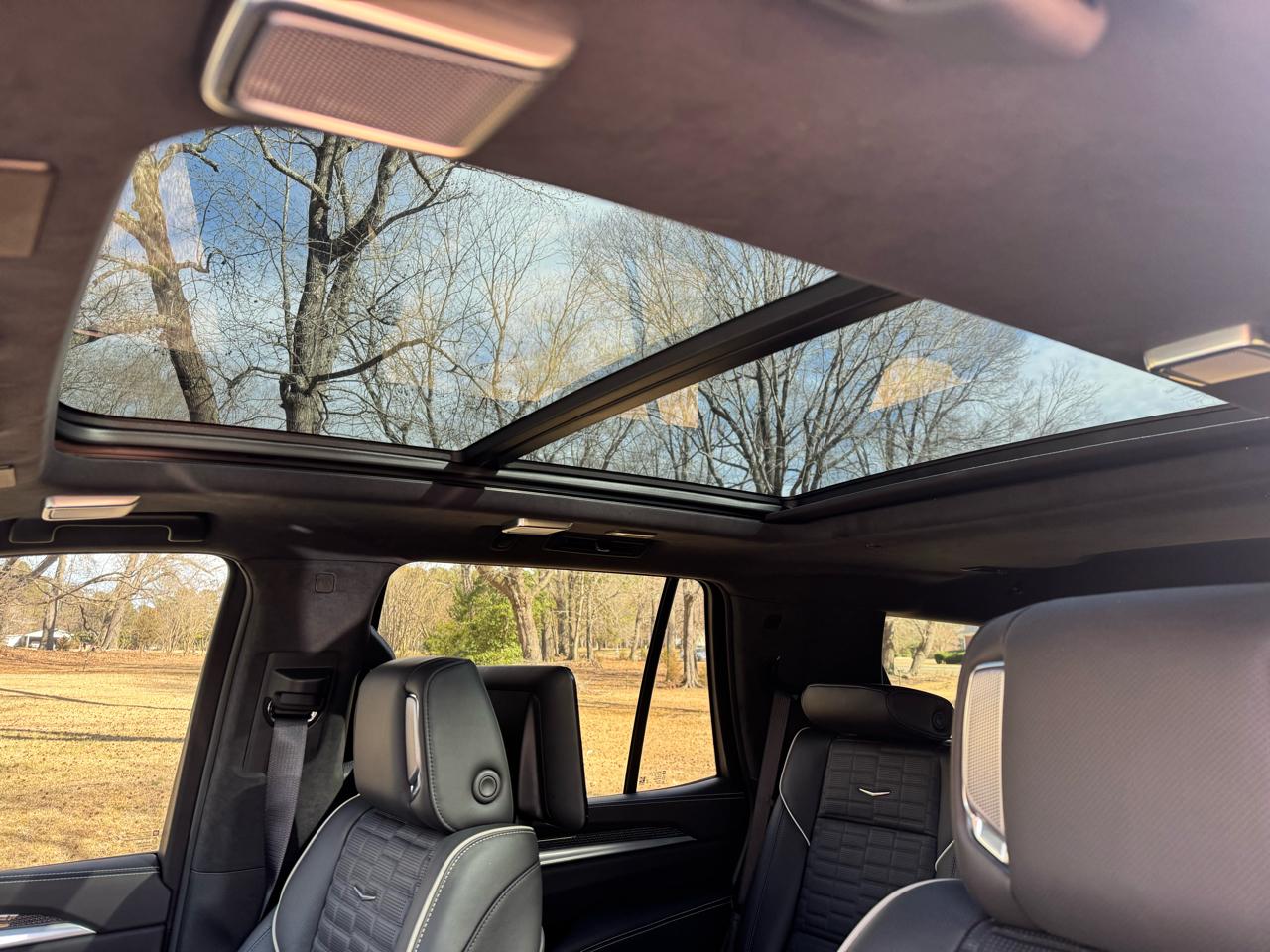 Cadillac Escalade AWD 4dr V-Series 2025