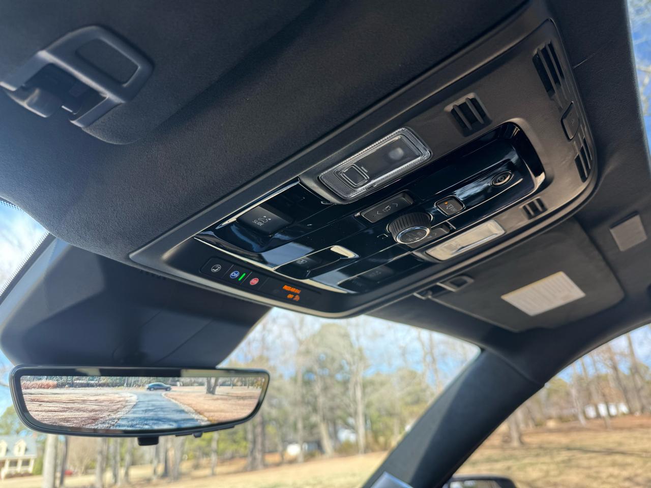 Cadillac Escalade AWD 4dr V-Series 2025