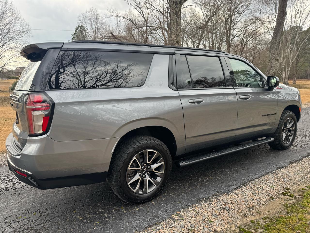 Chevrolet Suburban 4WD 4dr Z71 2022