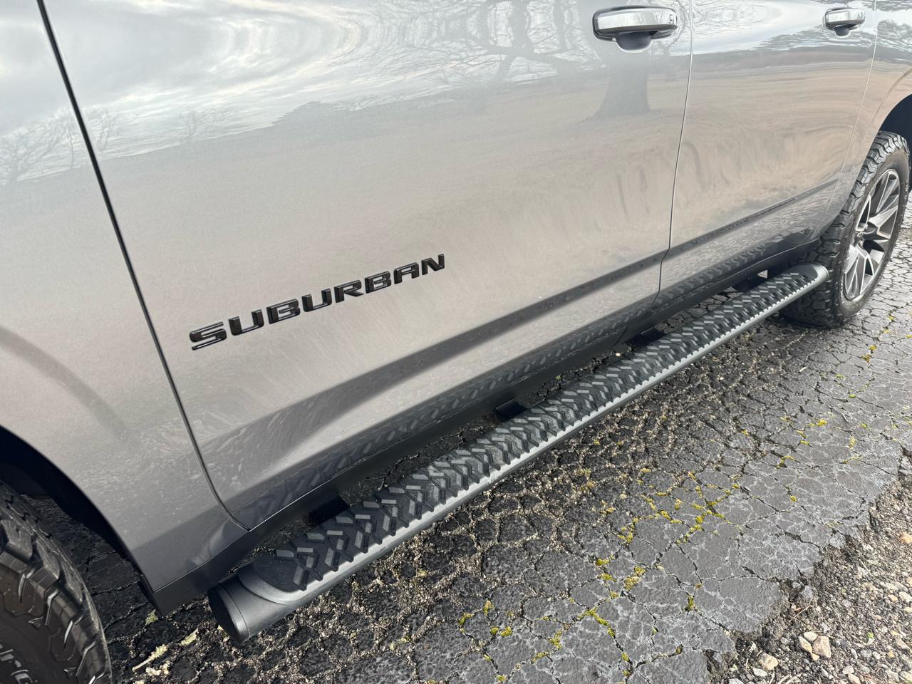 Chevrolet Suburban 4WD 4dr Z71 2022