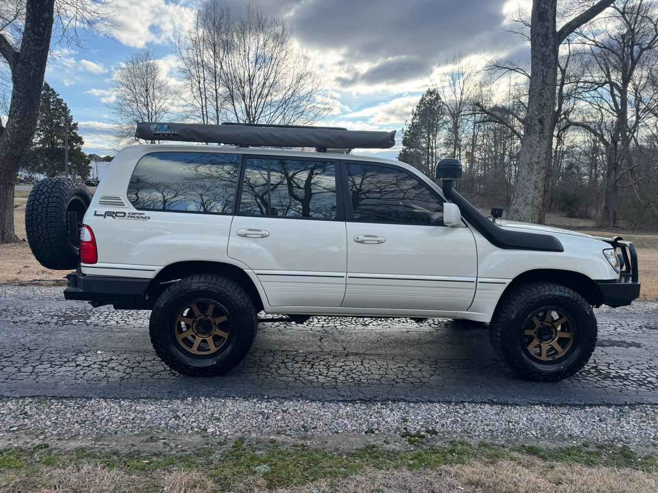 Lexus LX 470 4dr SUV 2001