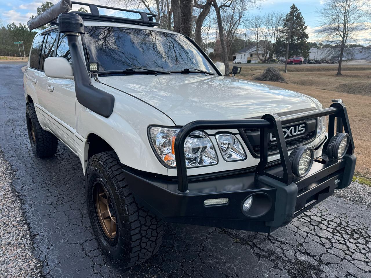 Lexus LX 470 4dr SUV 2001