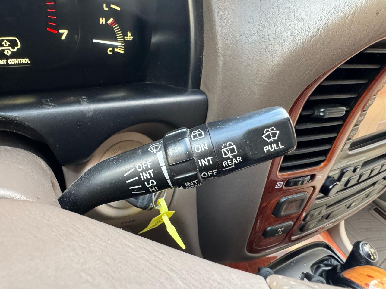 Lexus LX 470 4dr SUV 2001