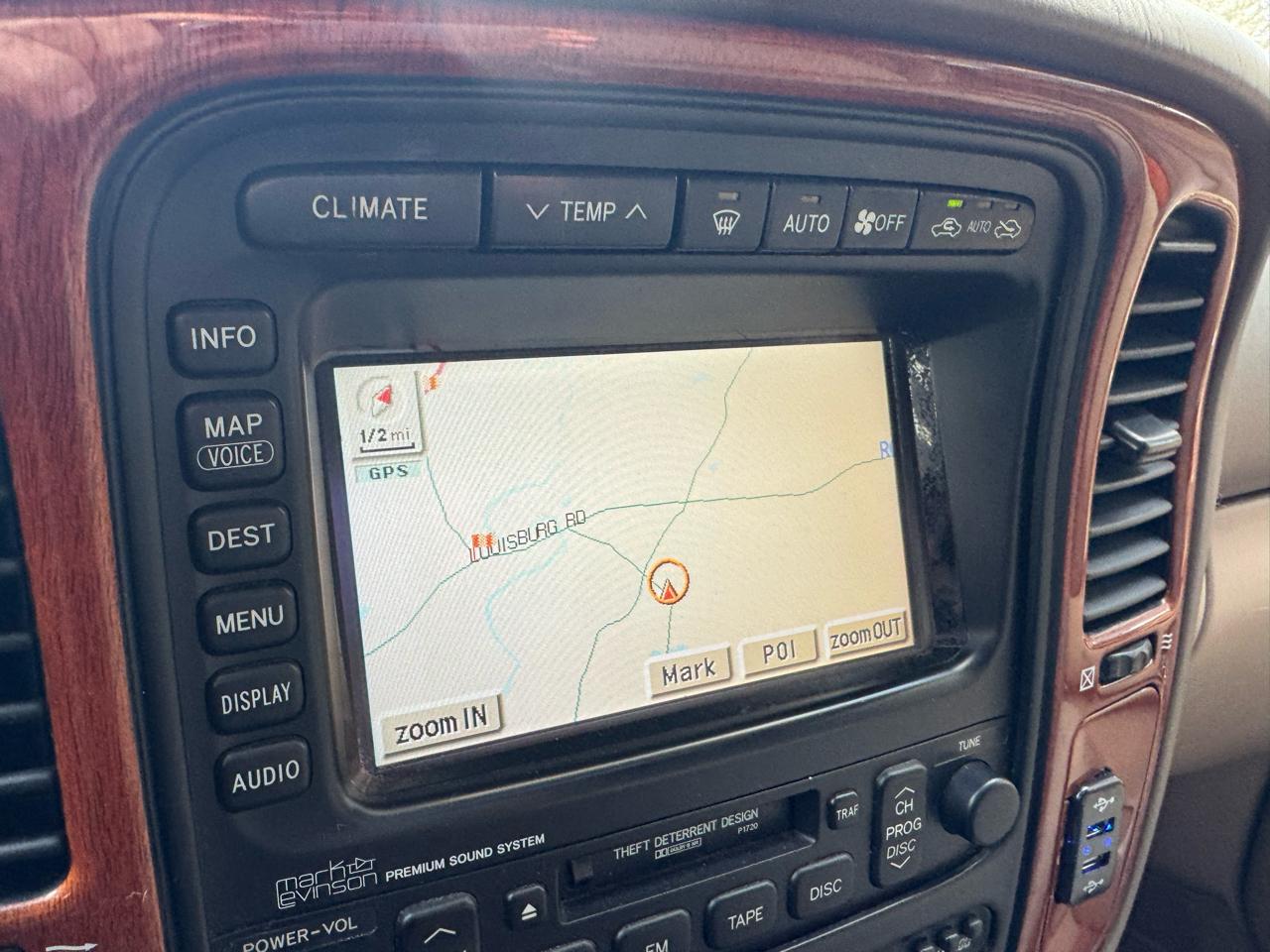 Lexus LX 470 4dr SUV 2001