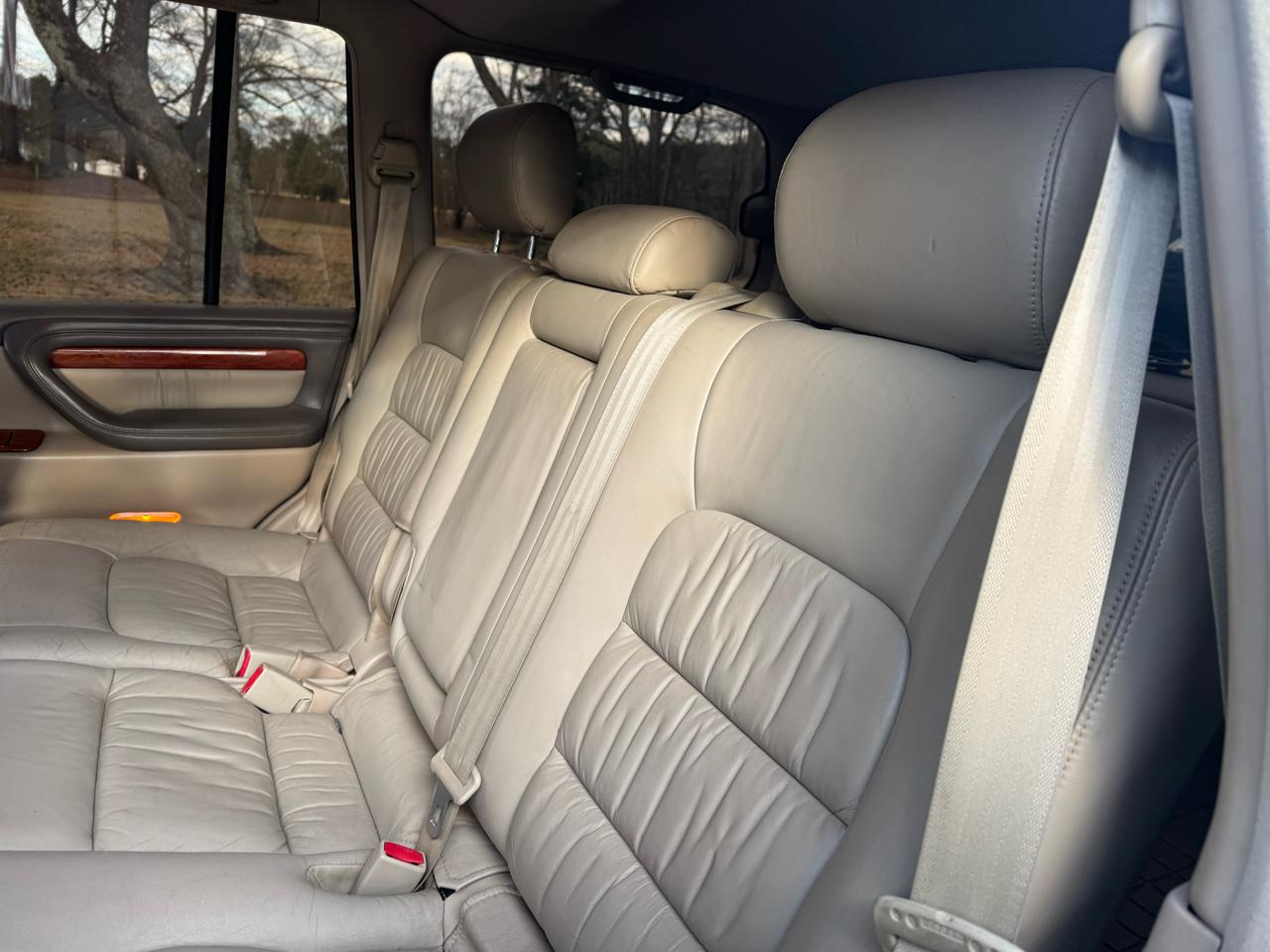 Lexus LX 470 4dr SUV 2001