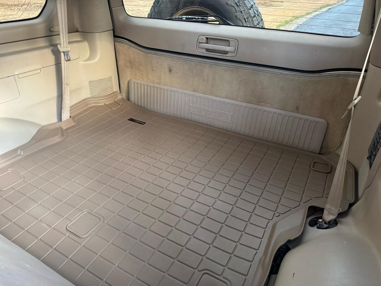 Lexus LX 470 4dr SUV 2001