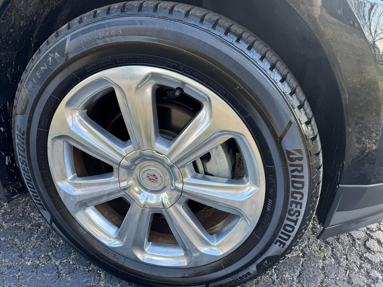 Cadillac SRX FWD 4dr Performance Collection 2015