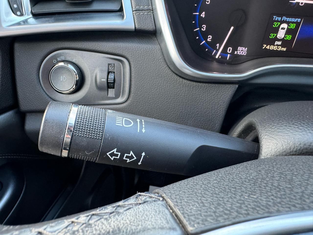 Cadillac SRX FWD 4dr Performance Collection 2015