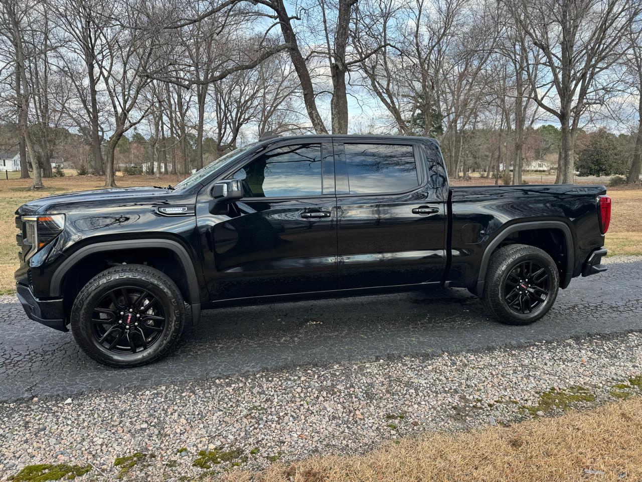 GMC Sierra 1500 4WD Crew Cab 147" Elevation w/3SB 2022