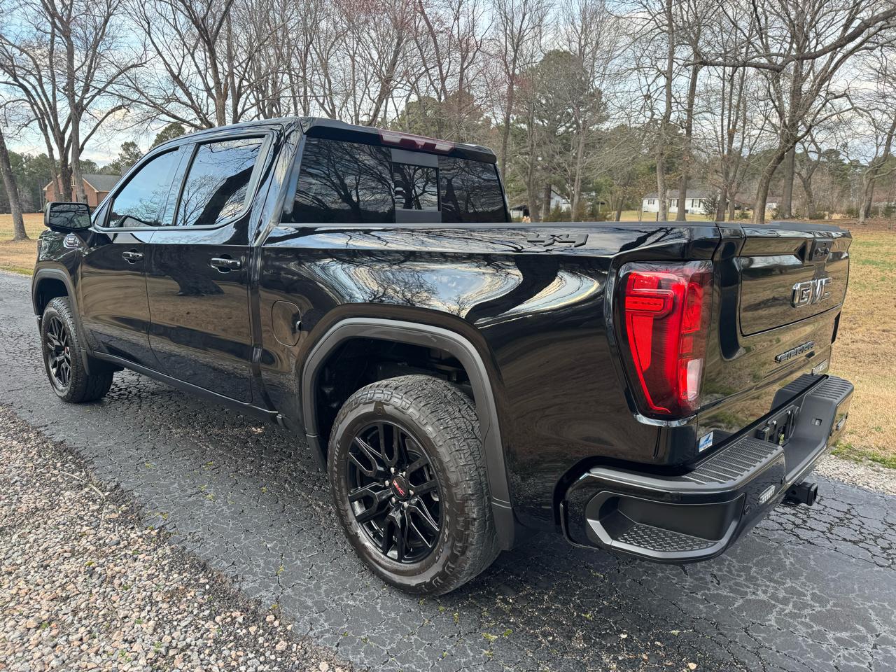 GMC Sierra 1500 4WD Crew Cab 147" Elevation w/3SB 2022