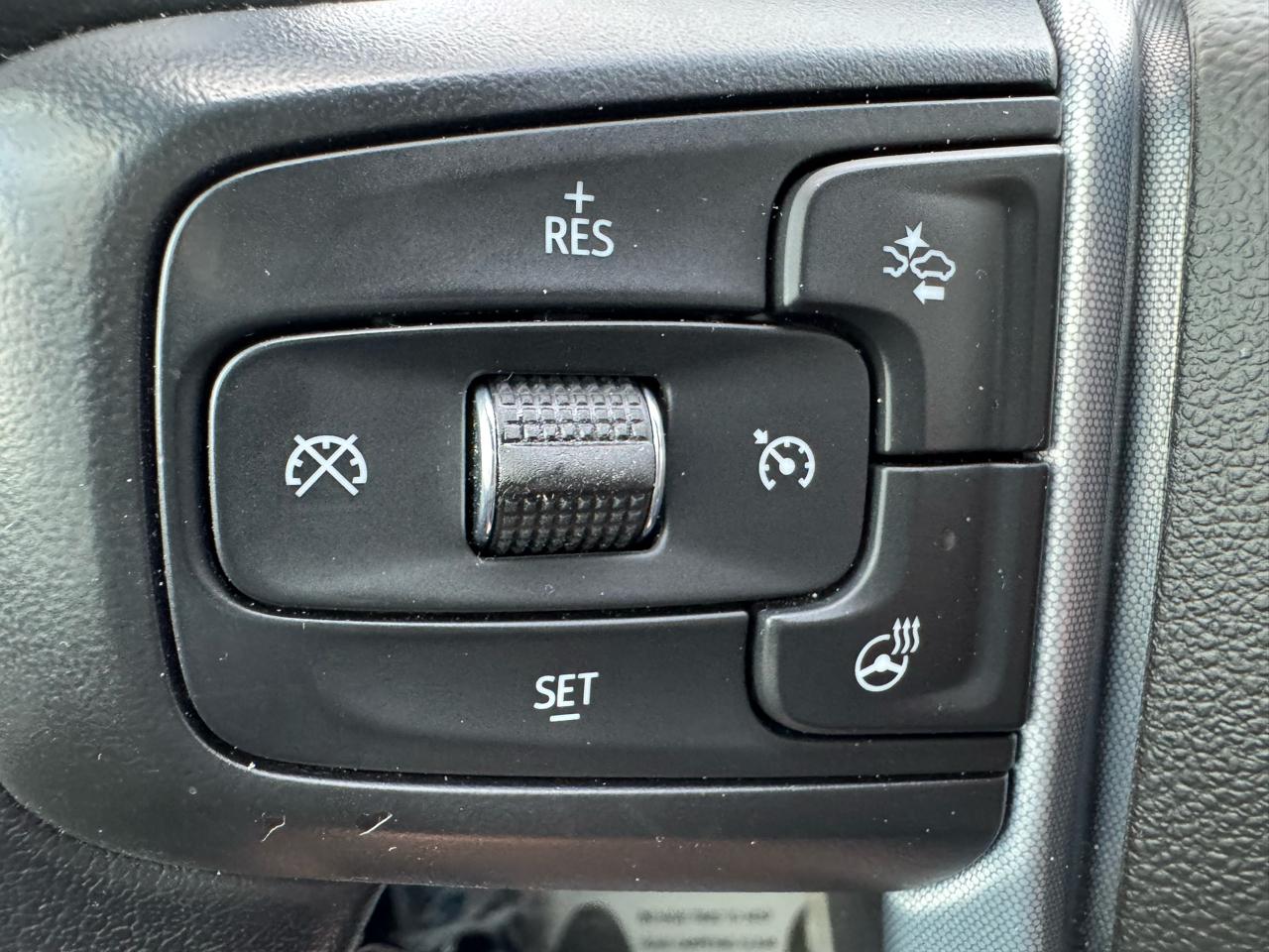 GMC Sierra 1500 4WD Crew Cab 147" Elevation w/3SB 2022