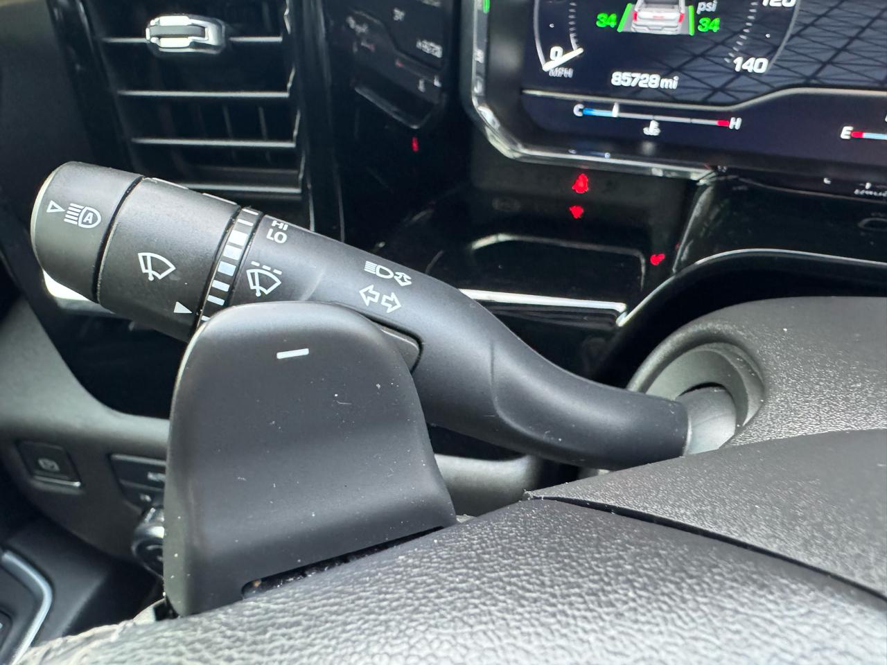 GMC Sierra 1500 4WD Crew Cab 147" Elevation w/3SB 2022