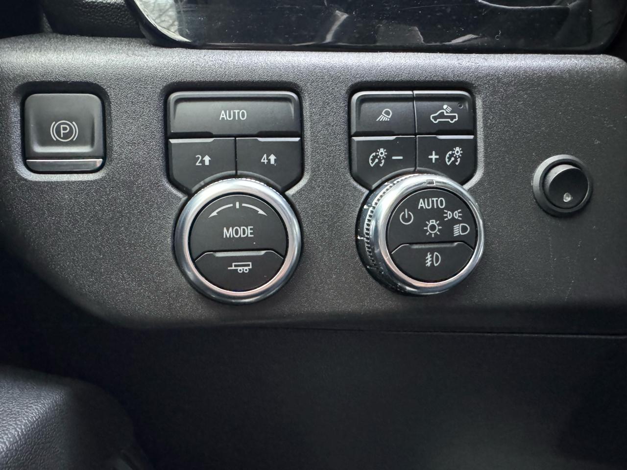 GMC Sierra 1500 4WD Crew Cab 147" Elevation w/3SB 2022