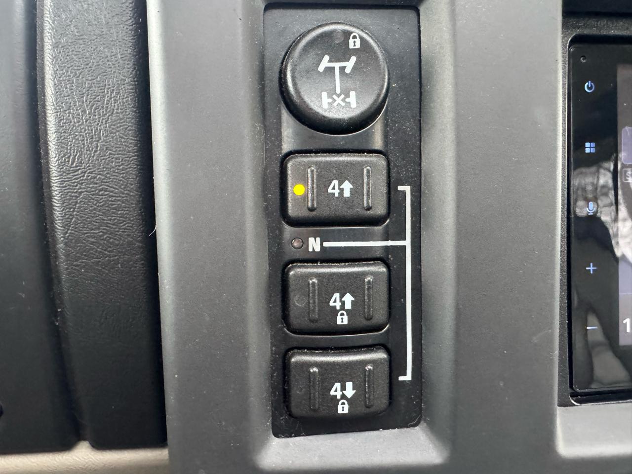 HUMMER H2 4dr Wgn 4WD SUV 2006