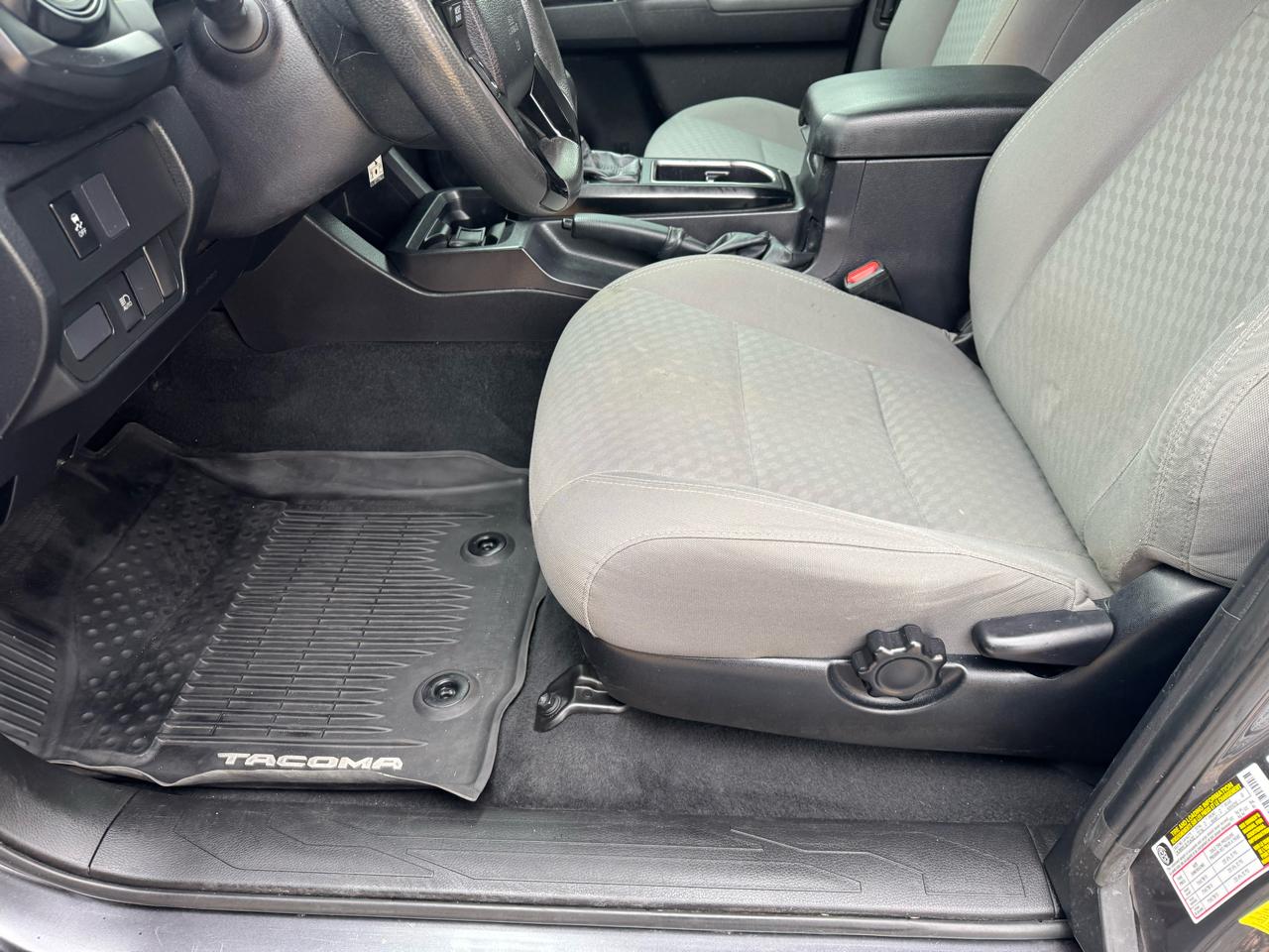 Toyota Tacoma 2WD SR5 Access Cab 6' Bed I4 AT (Natl) 2022