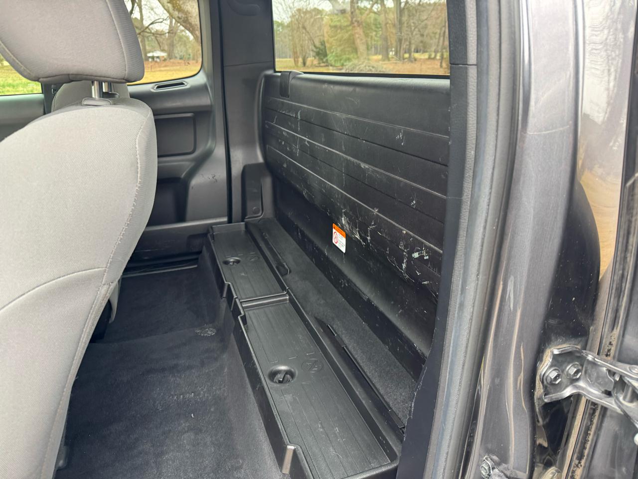 Toyota Tacoma 2WD SR5 Access Cab 6' Bed I4 AT (Natl) 2022