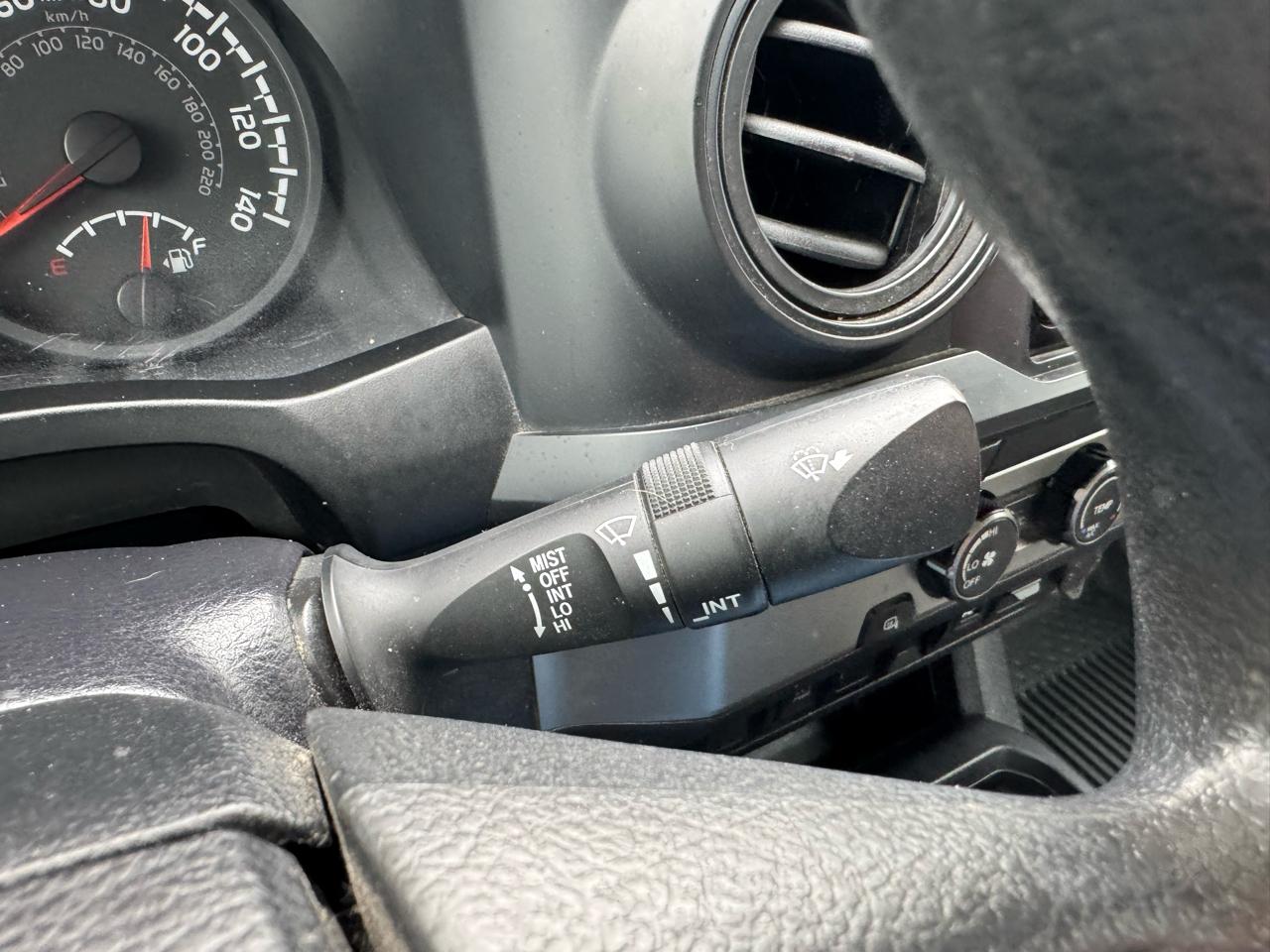 Toyota Tacoma 2WD SR5 Access Cab 6' Bed I4 AT (Natl) 2022