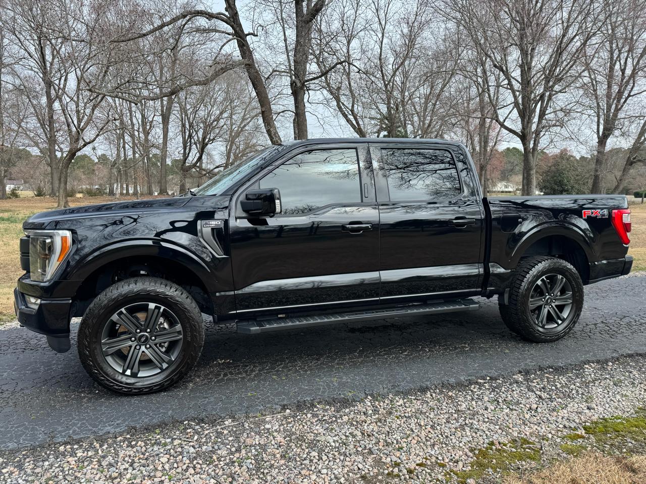 Ford F-150 Lariat 4WD SuperCrew 5.5' Box 2023