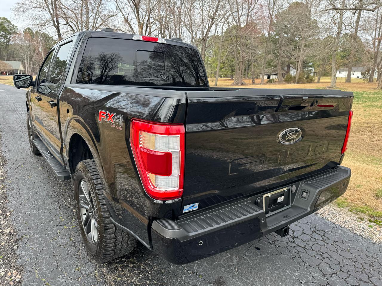 Ford F-150 Lariat 4WD SuperCrew 5.5' Box 2023