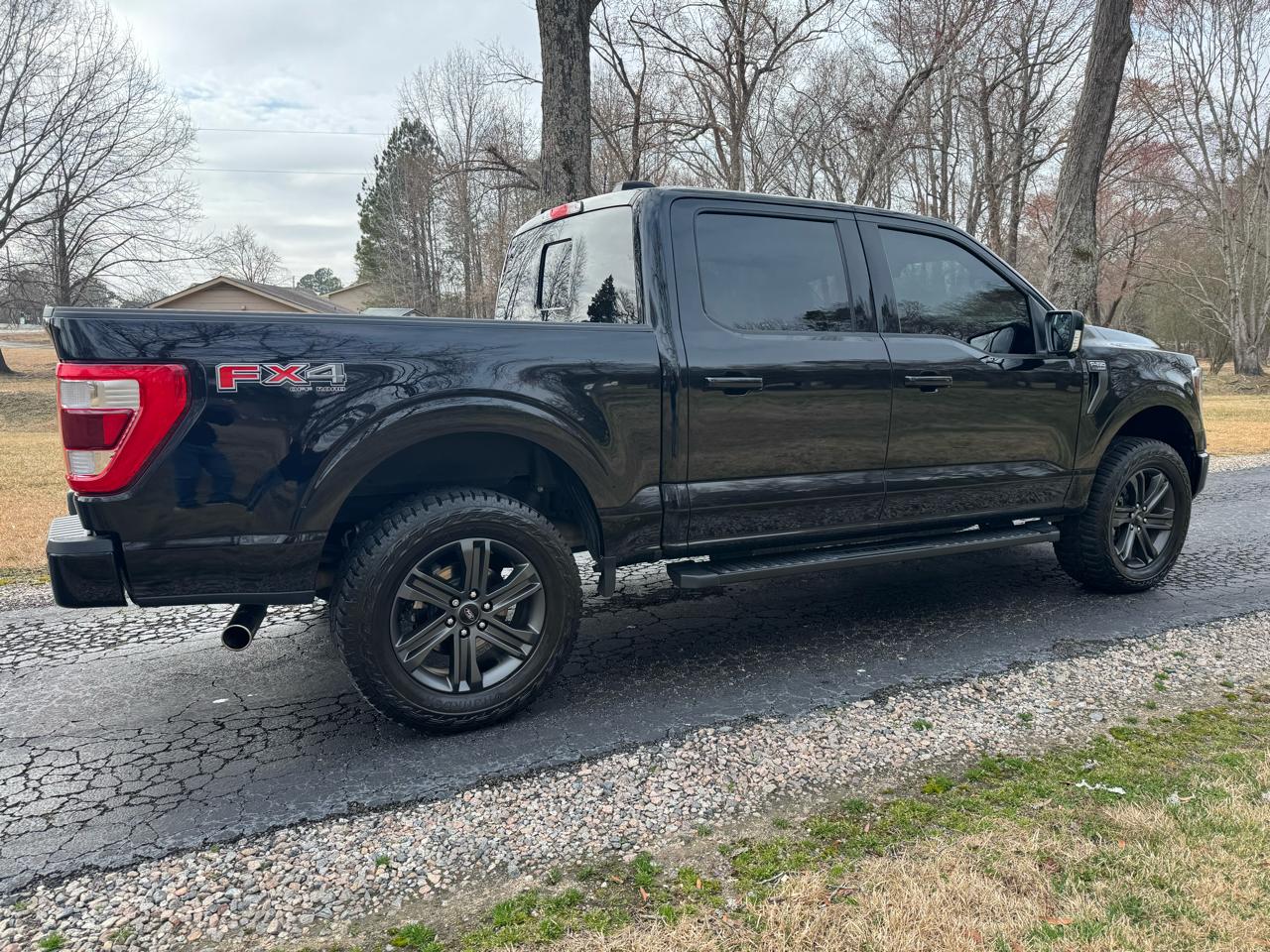 Ford F-150 Lariat 4WD SuperCrew 5.5' Box 2023