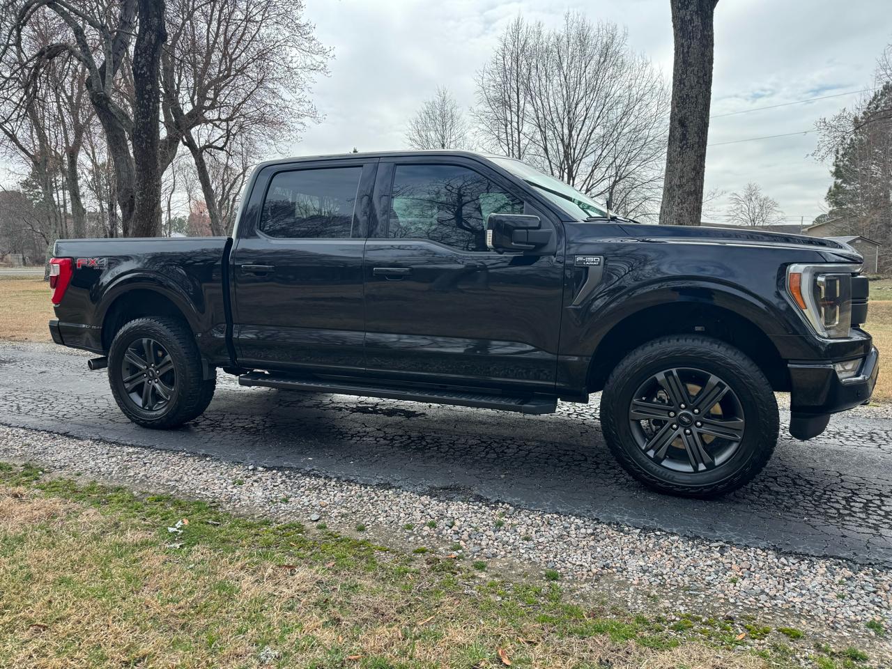 Ford F-150 Lariat 4WD SuperCrew 5.5' Box 2023