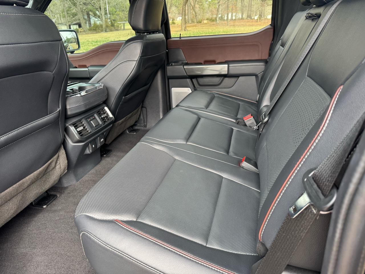 Ford F-150 Lariat 4WD SuperCrew 5.5' Box 2023