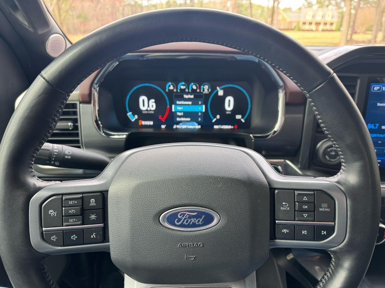 Ford F-150 Lariat 4WD SuperCrew 5.5' Box 2023