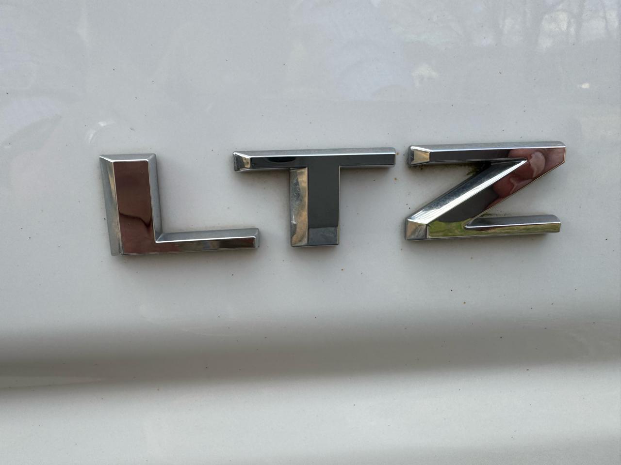 Chevrolet Silverado 1500 4WD Crew Cab 147" LTZ 2019