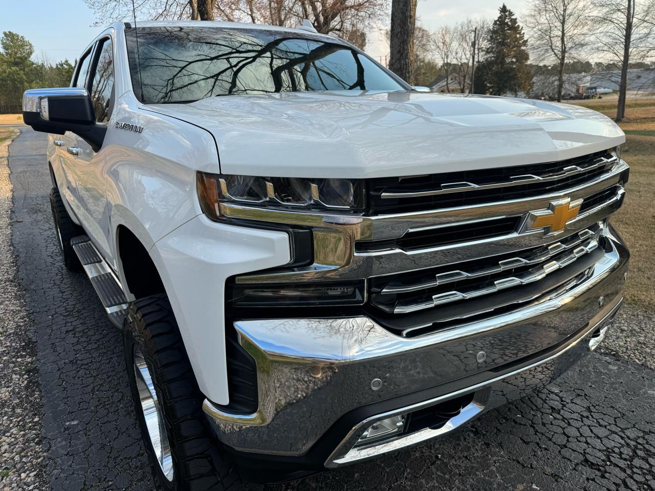 Chevrolet Silverado 1500 4WD Crew Cab 147" LTZ 2019
