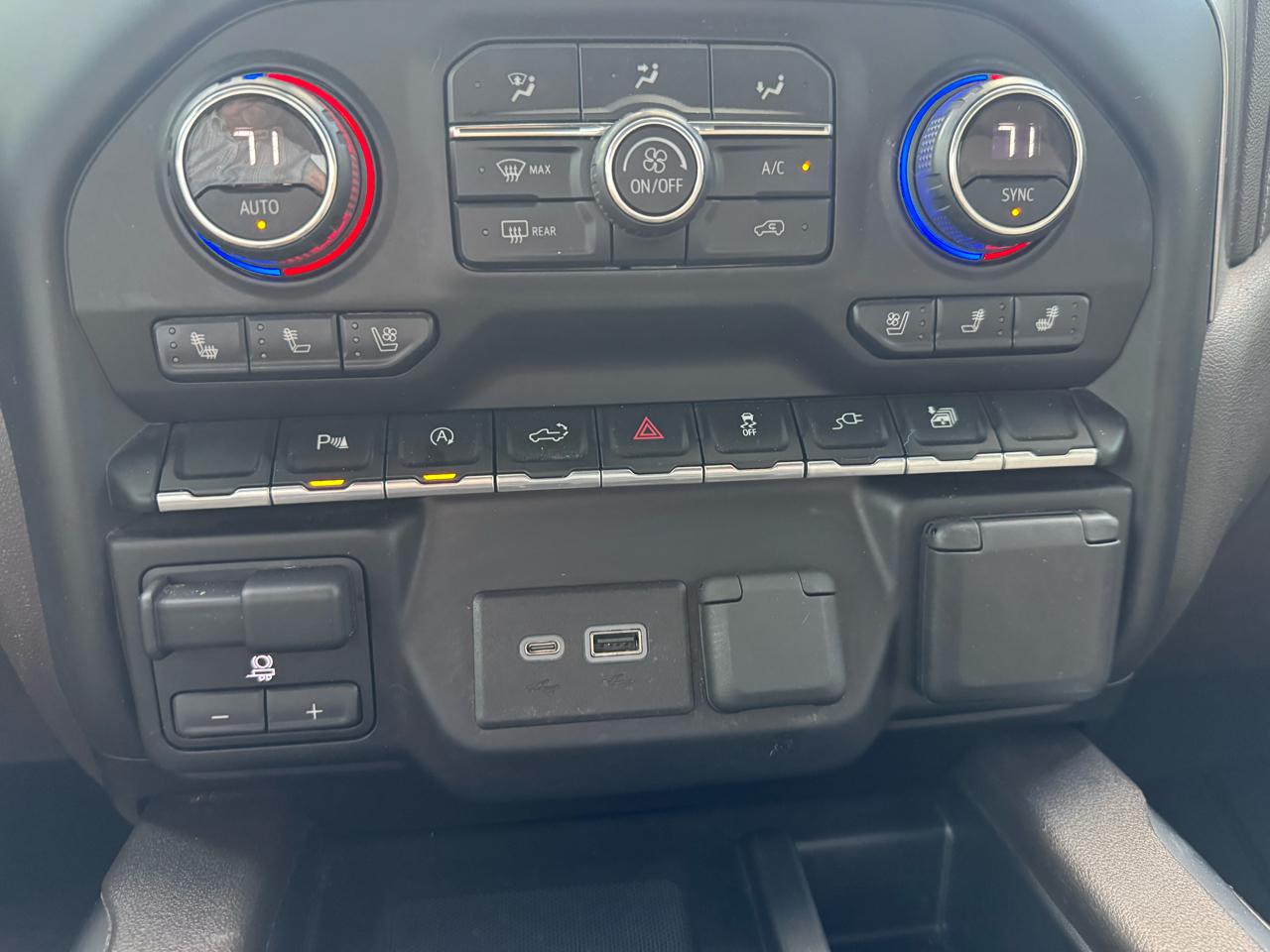 Chevrolet Silverado 1500 4WD Crew Cab 147" LTZ 2019