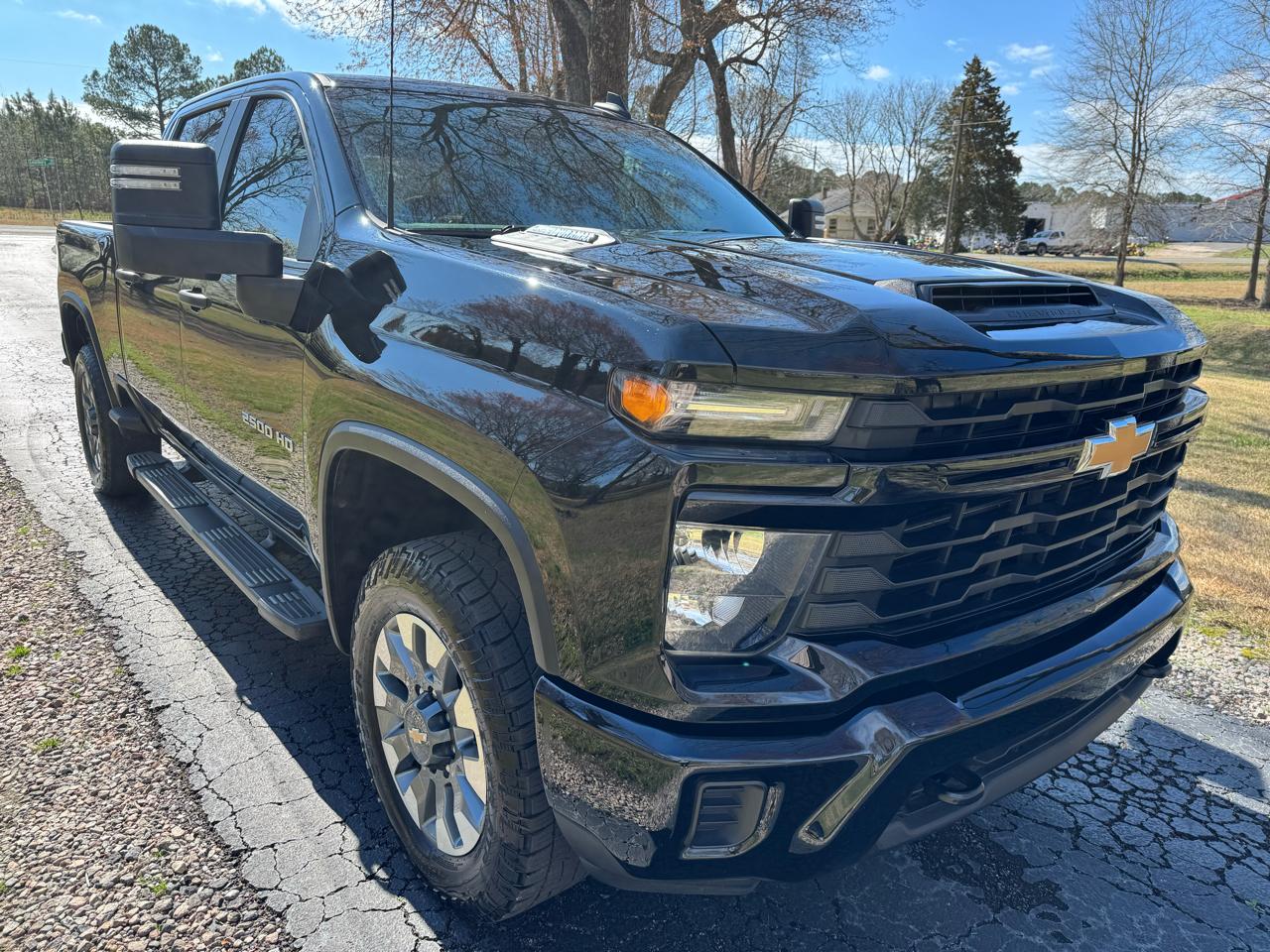Chevrolet Silverado 2500HD 4WD Crew Cab 159" Custom 2024
