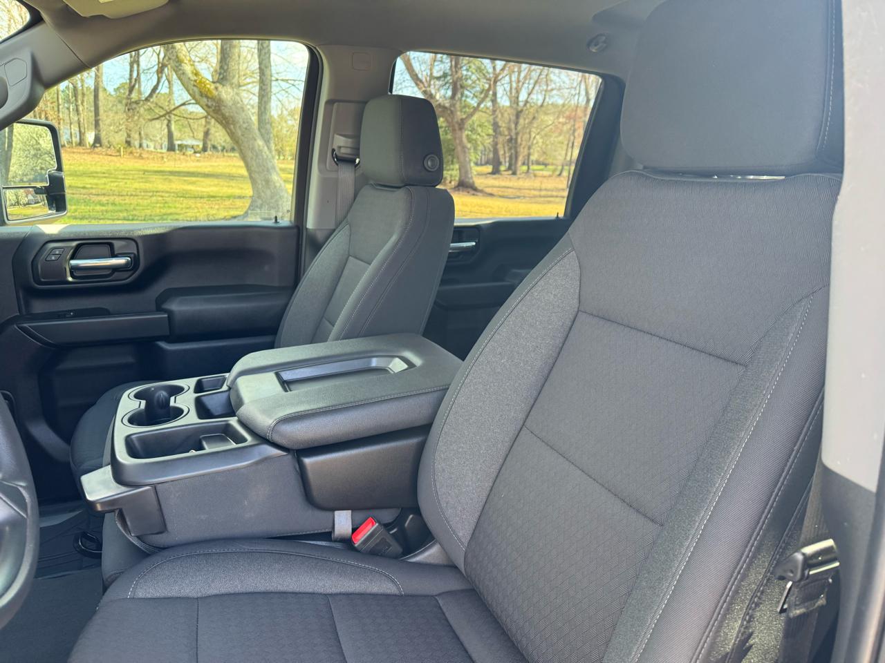 Chevrolet Silverado 2500HD 4WD Crew Cab 159" Custom 2024