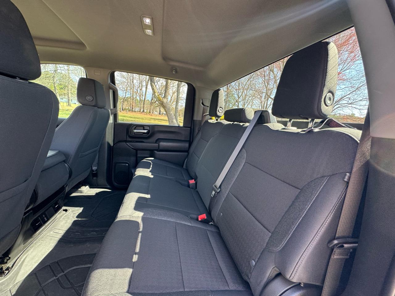 Chevrolet Silverado 2500HD 4WD Crew Cab 159" Custom 2024