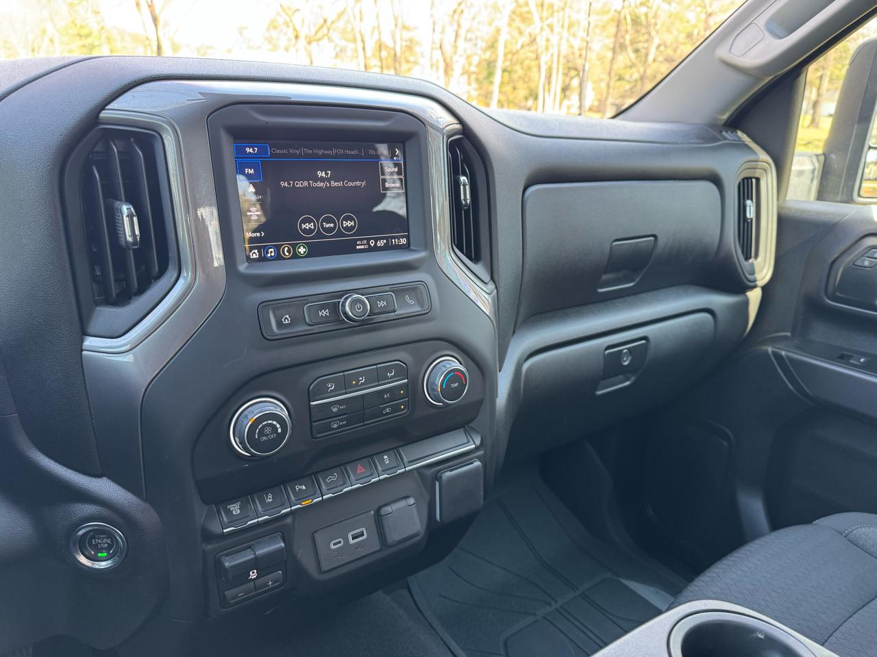 Chevrolet Silverado 2500HD 4WD Crew Cab 159" Custom 2024