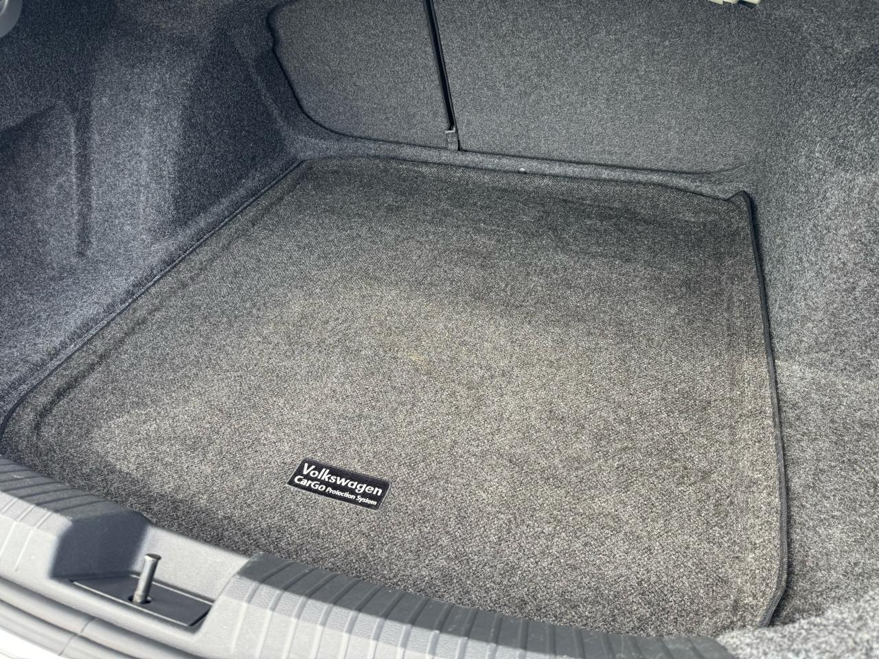 Volkswagen Jetta R-Line Manual 2021