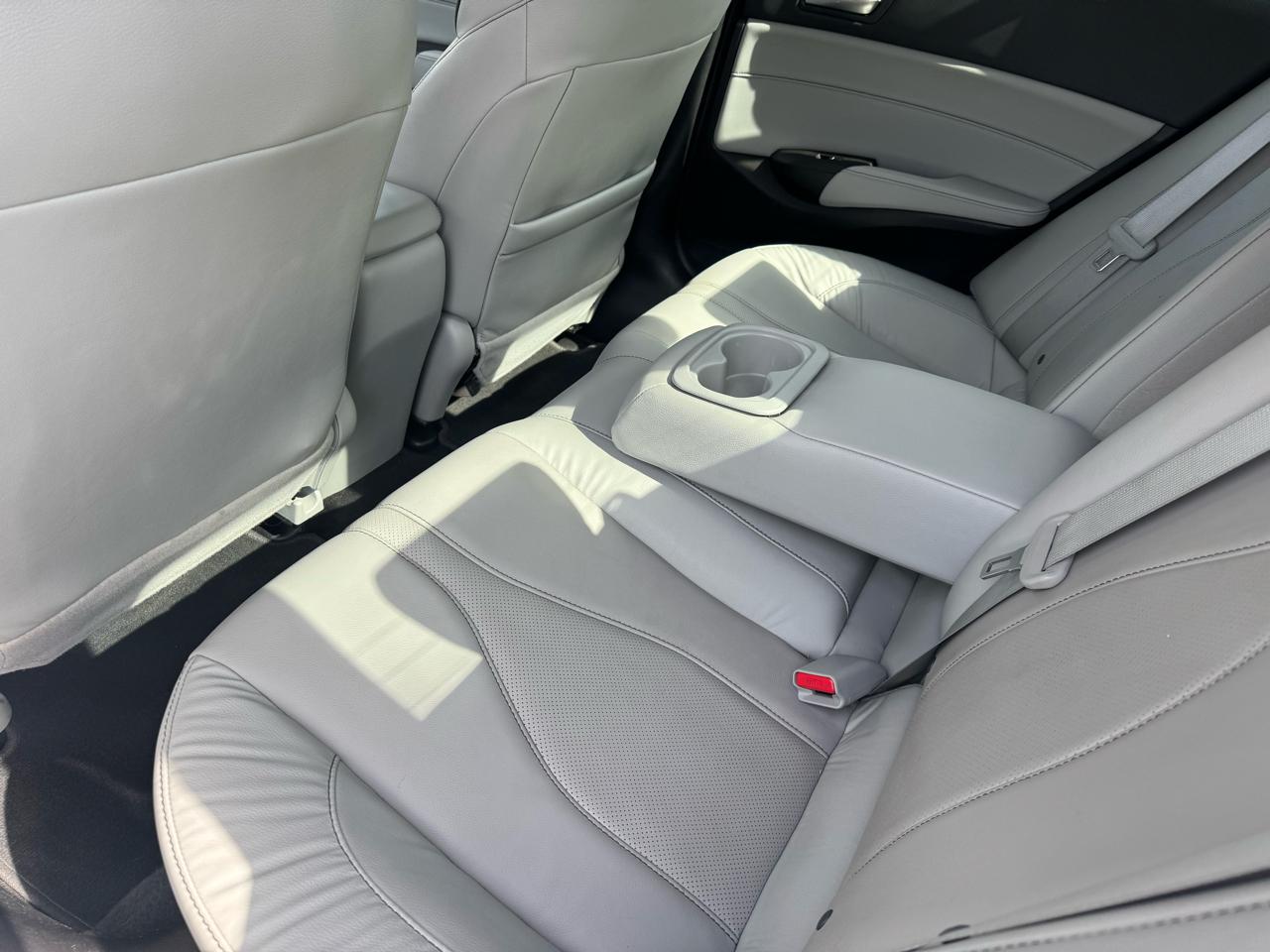 Acura ILX Sedan w/Premium Pkg 2020