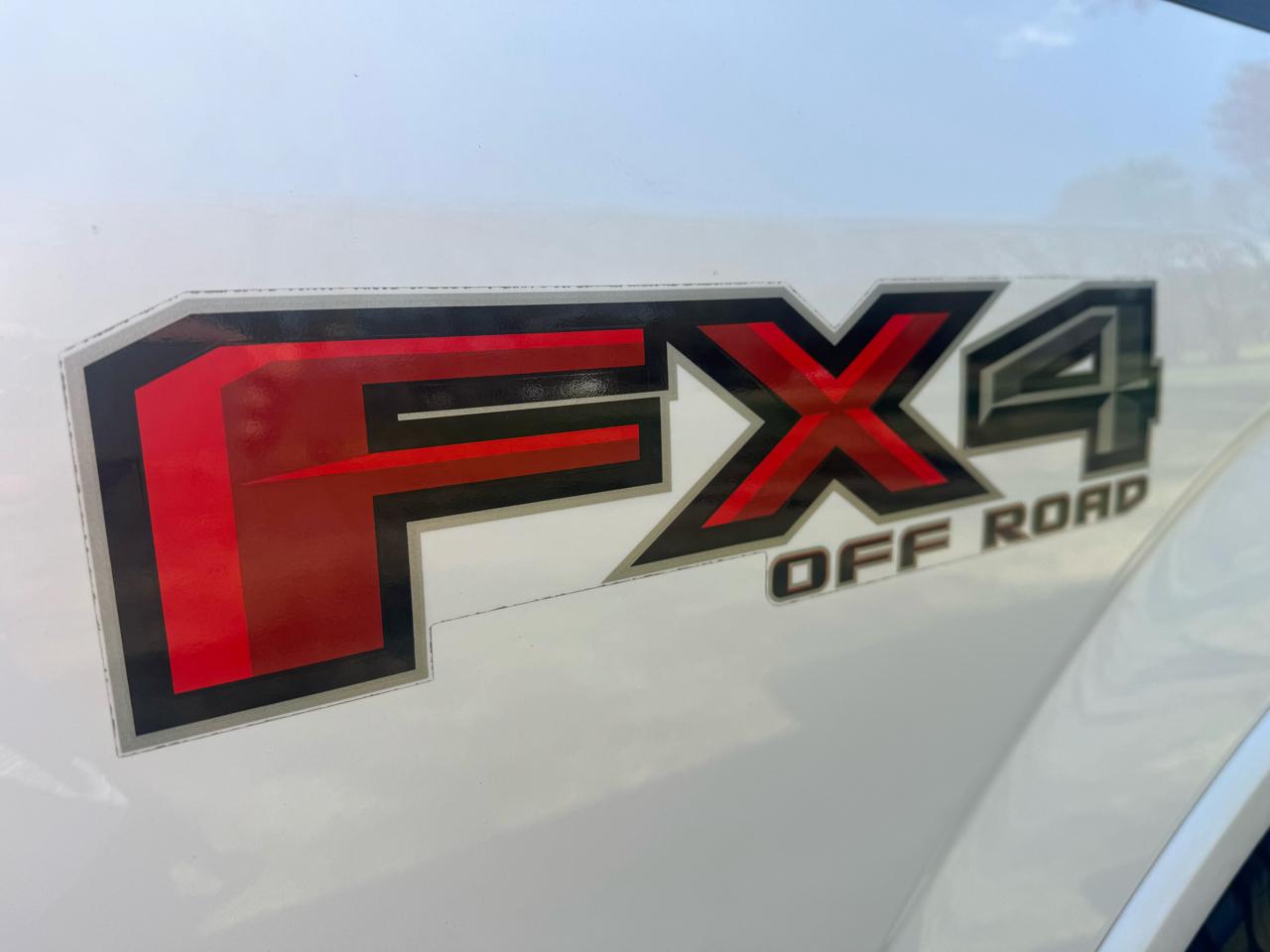 Ford F-150 Platinum 4WD SuperCrew 5.5' Box 2017