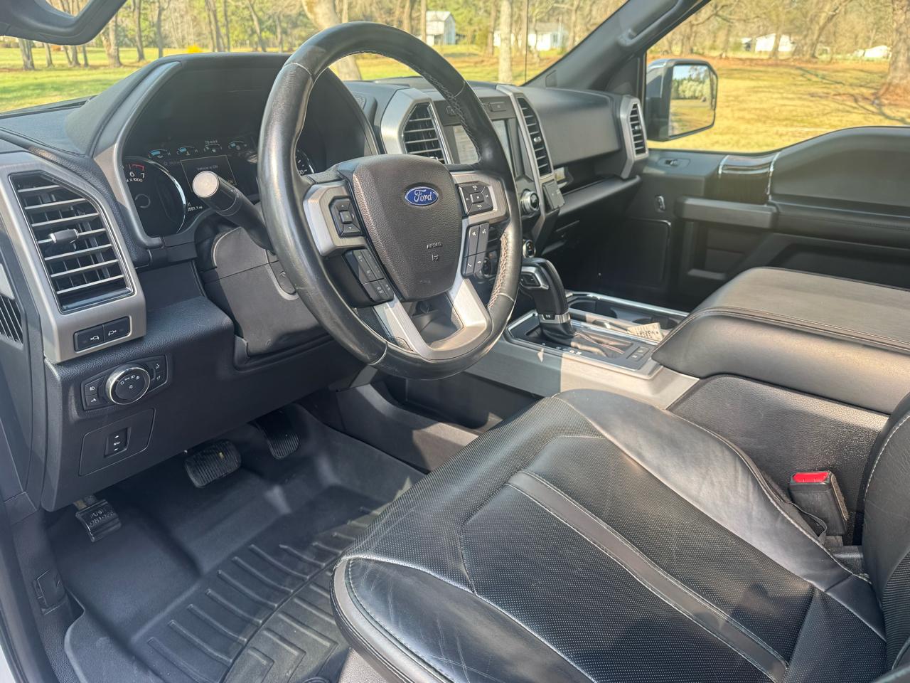 Ford F-150 Platinum 4WD SuperCrew 5.5' Box 2017