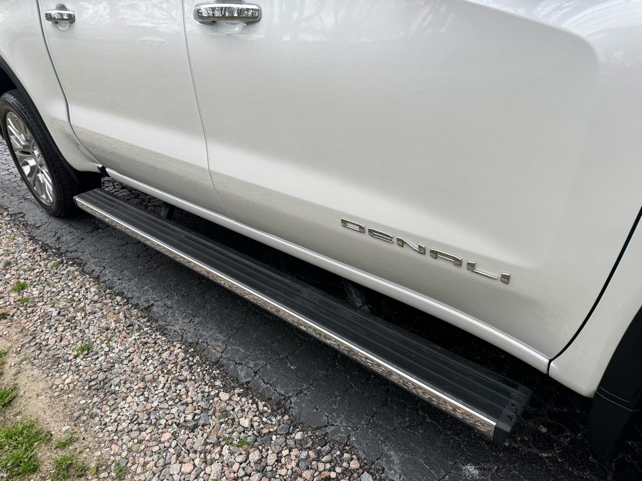 GMC Sierra 1500 4WD Crew Cab 147" Denali 2021