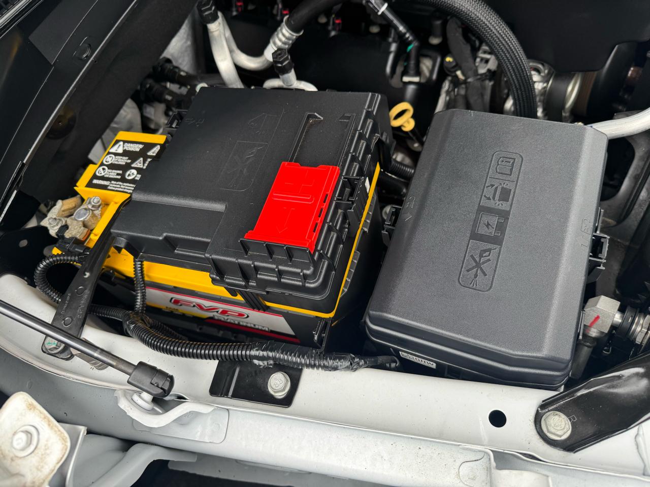 GMC Sierra 1500 4WD Crew Cab 147" Denali 2021