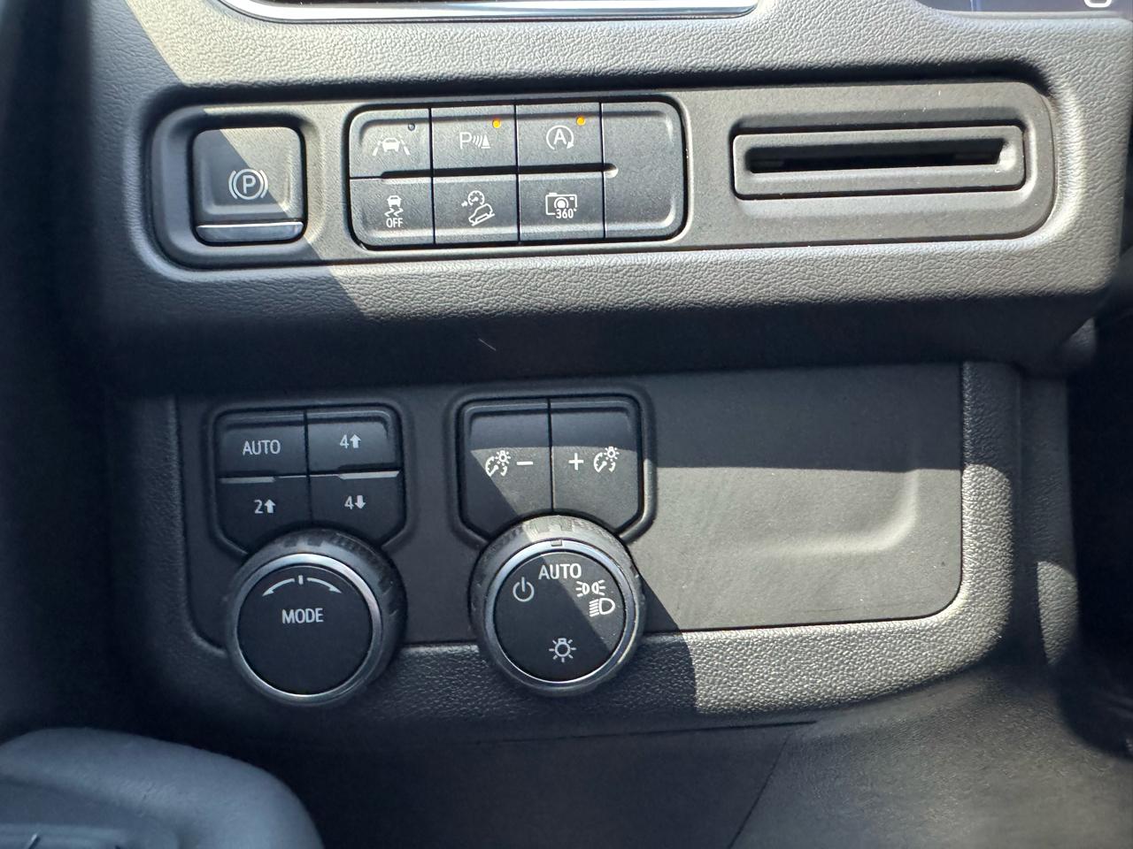 Chevrolet Tahoe 4WD 4dr Z71 2024