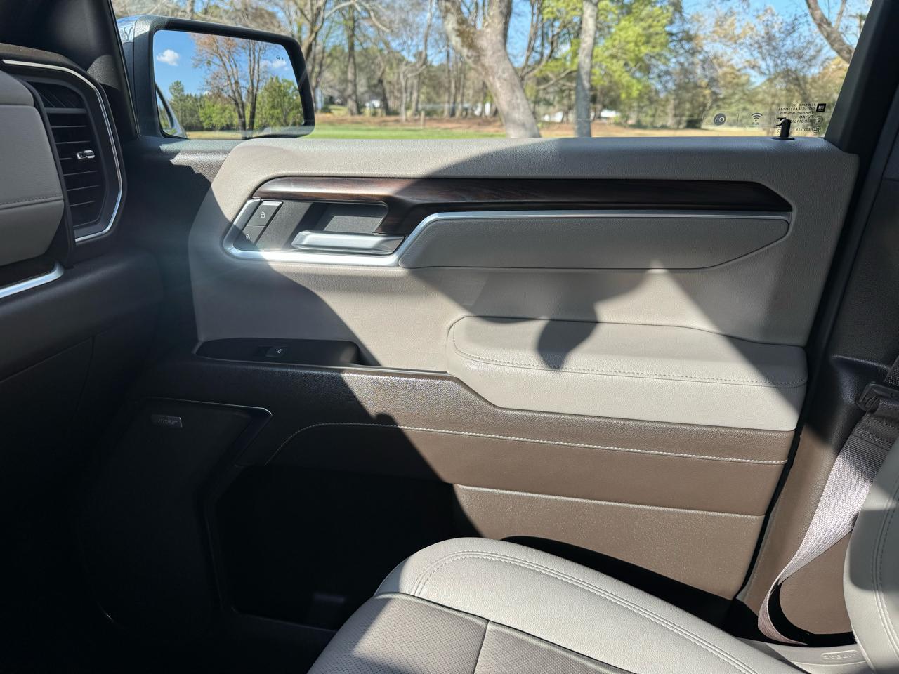GMC Sierra 1500 4WD Crew Cab 147" SLT 2022
