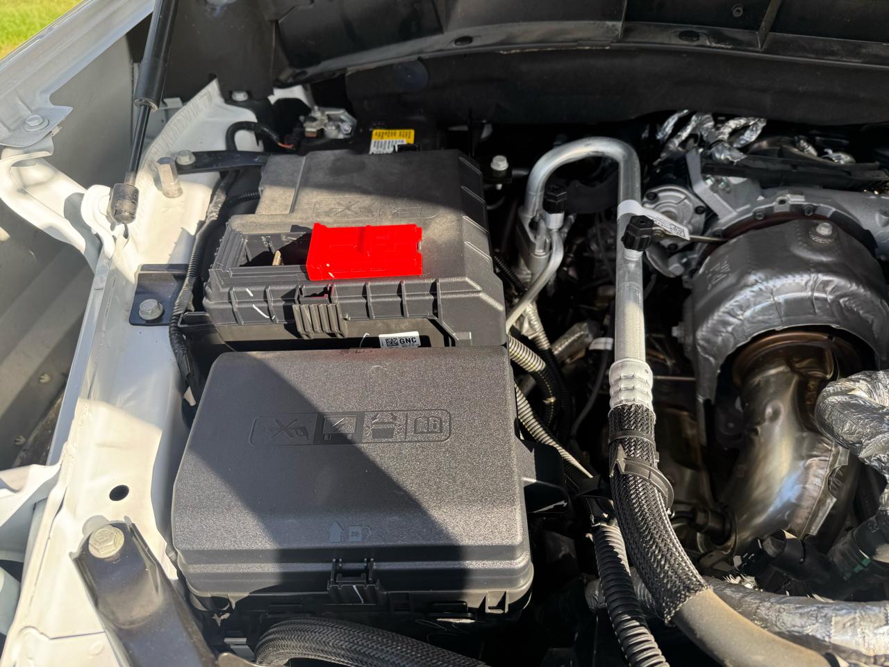 GMC Sierra 1500 4WD Crew Cab 147" SLT 2022