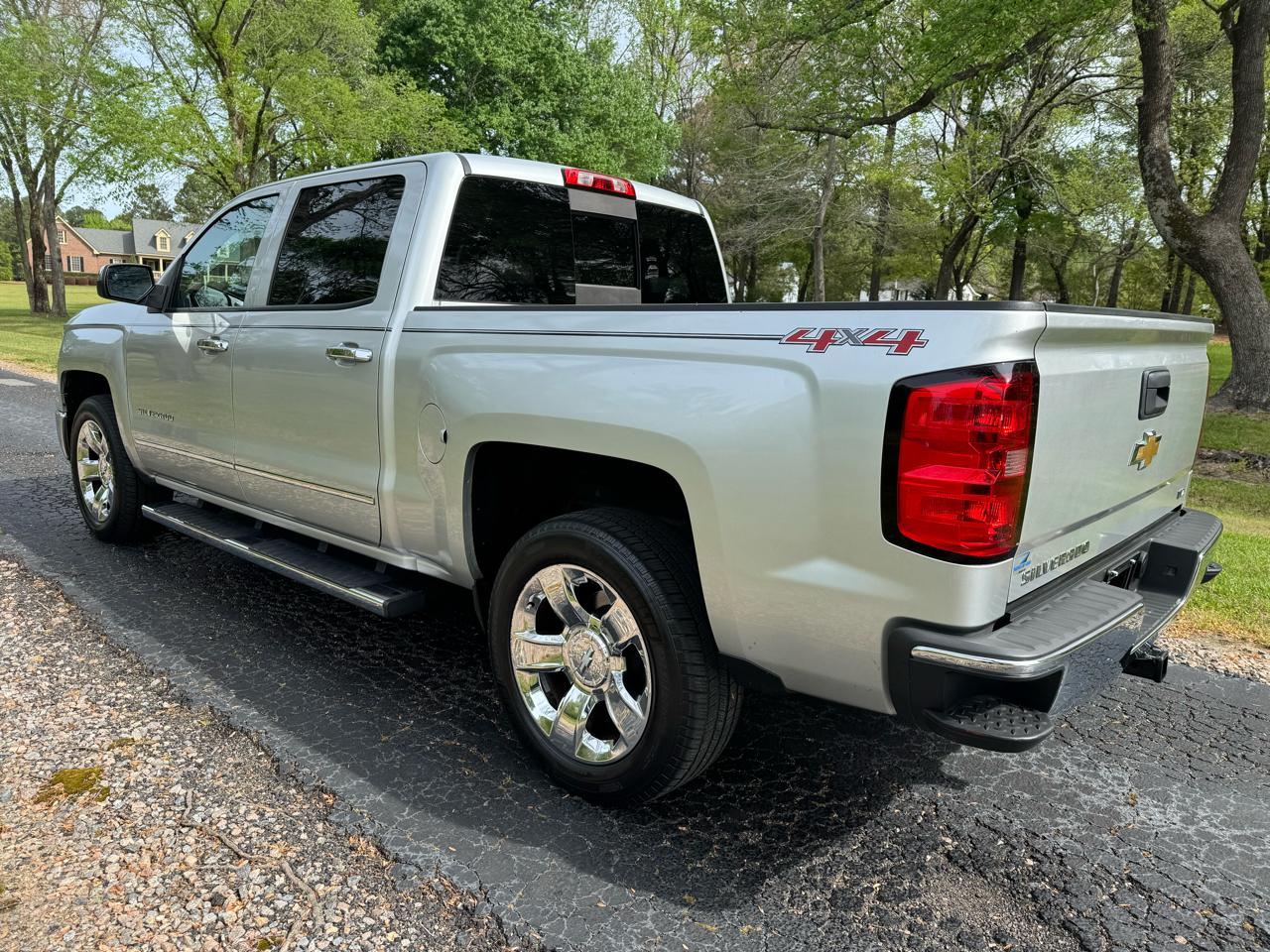 Chevrolet Silverado 1500 4WD Crew Cab 143.5" LTZ w/1LZ 2014