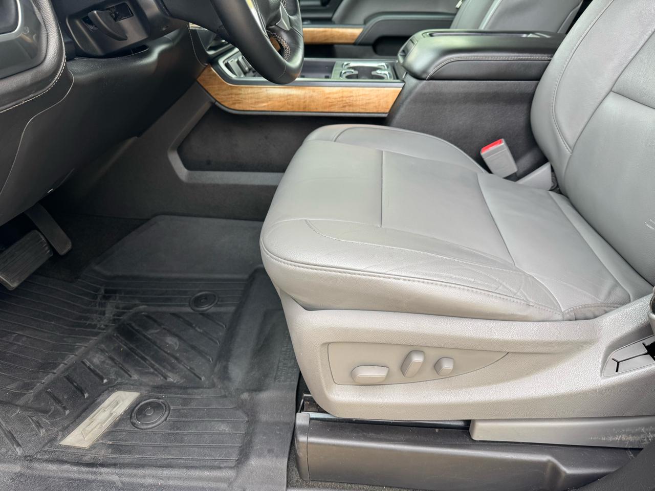 Chevrolet Silverado 1500 4WD Crew Cab 143.5" LTZ w/1LZ 2014