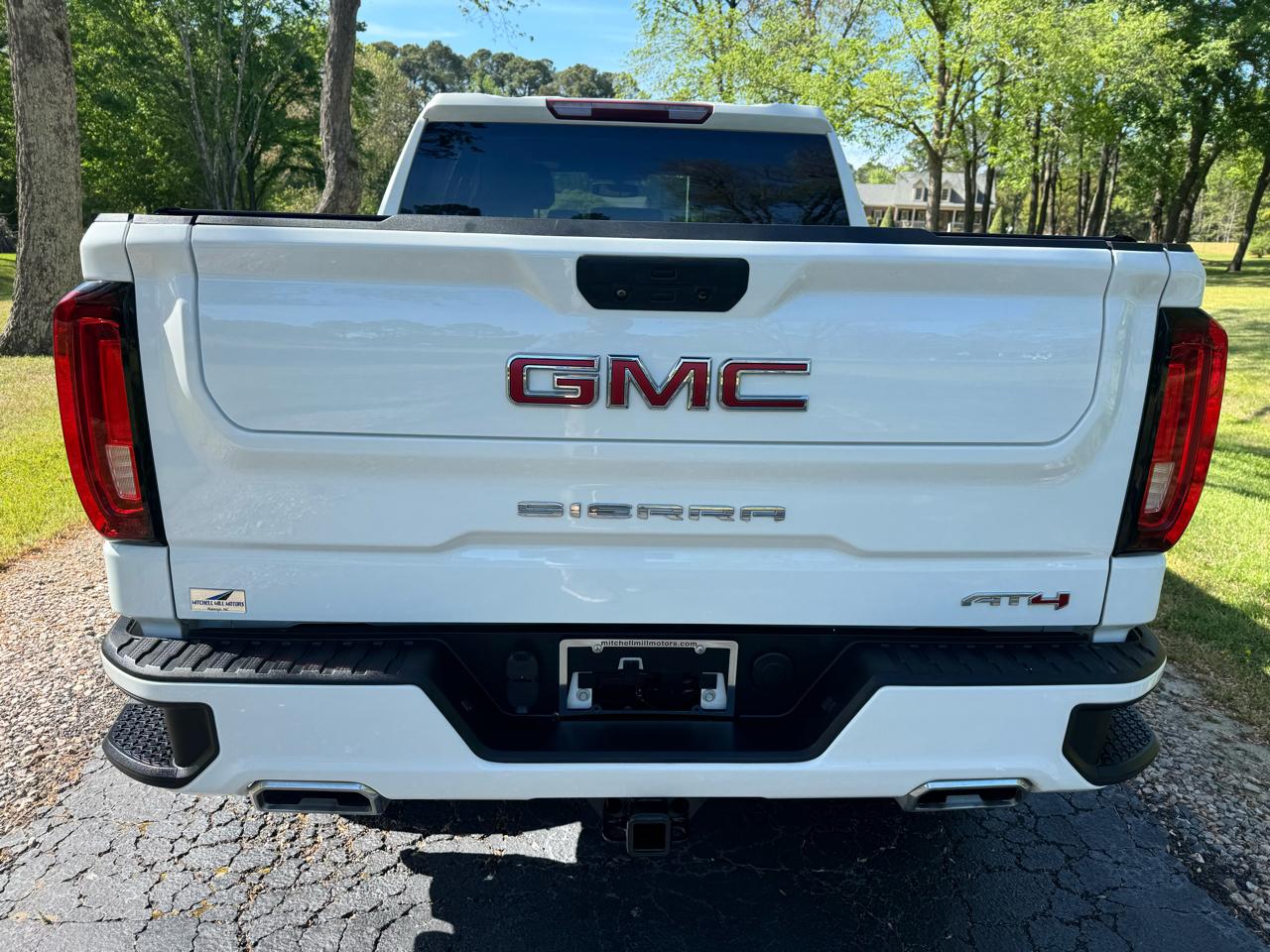 GMC Sierra 1500 4WD Crew Cab 147" AT4 2021